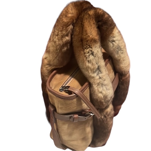 Authentic Salvatore Ferragamo bag w/ fox fur - Picture 10 of 13